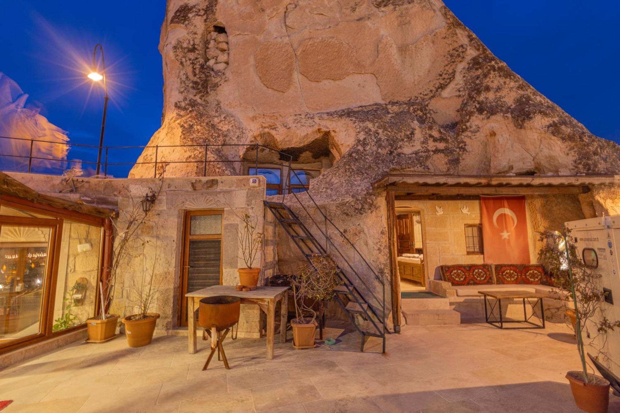 Zeus Cave Suites Göreme Esterno foto