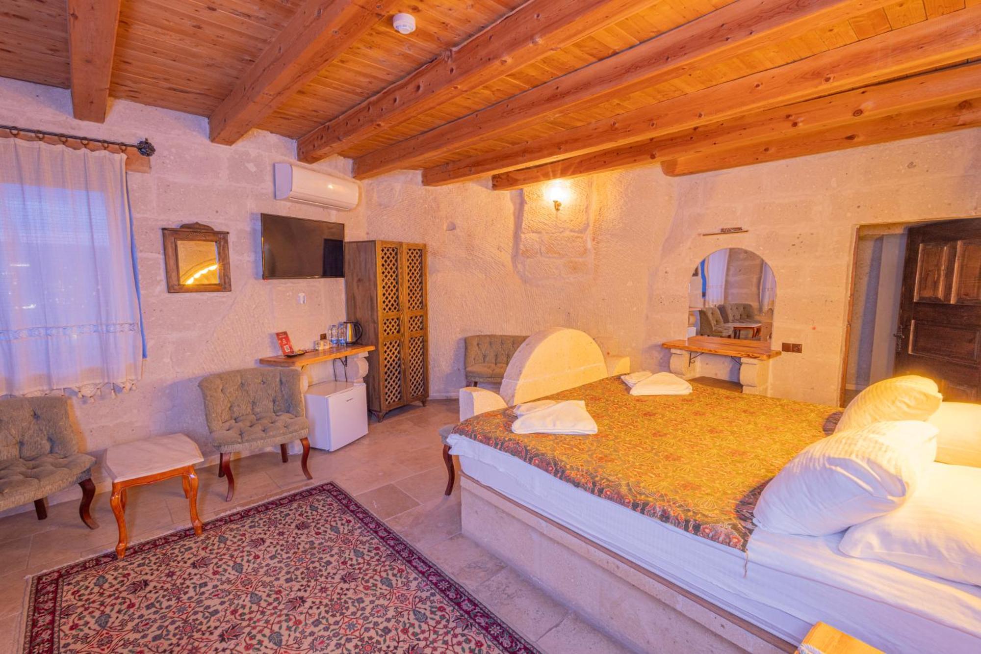 Zeus Cave Suites Göreme Esterno foto