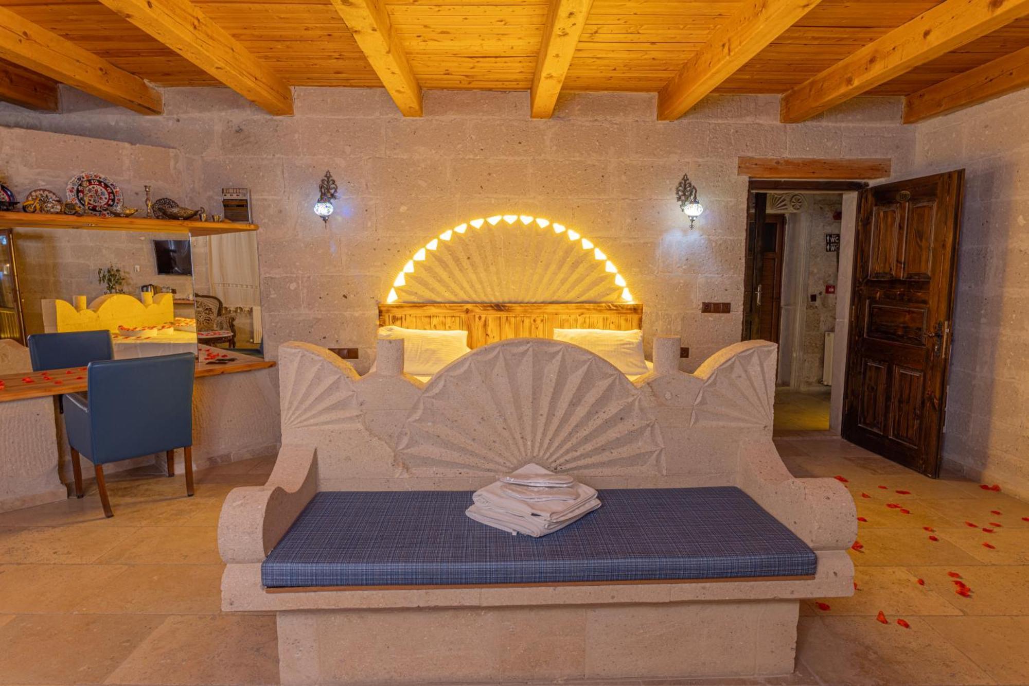 Zeus Cave Suites Göreme Esterno foto