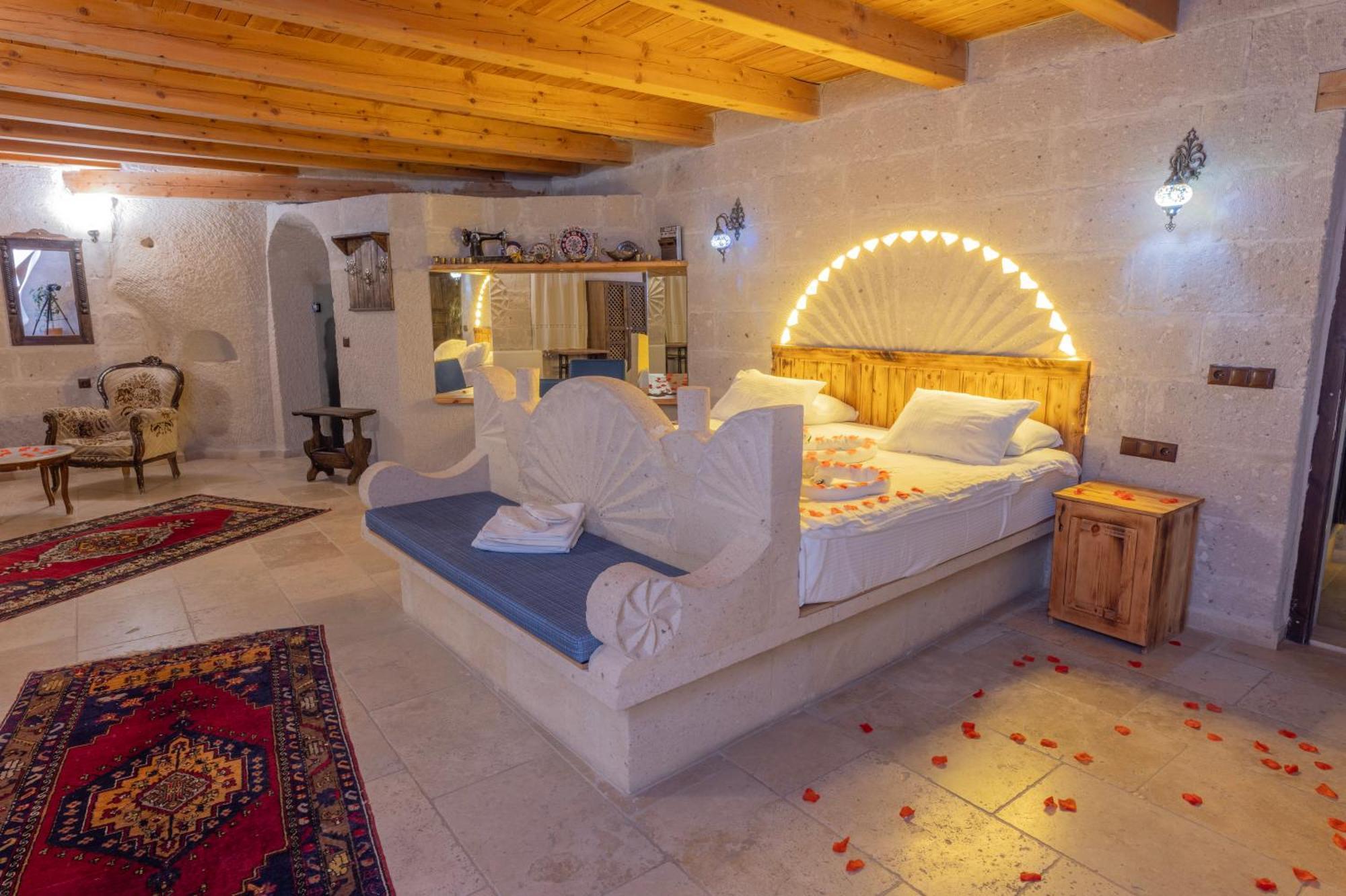 Zeus Cave Suites Göreme Esterno foto