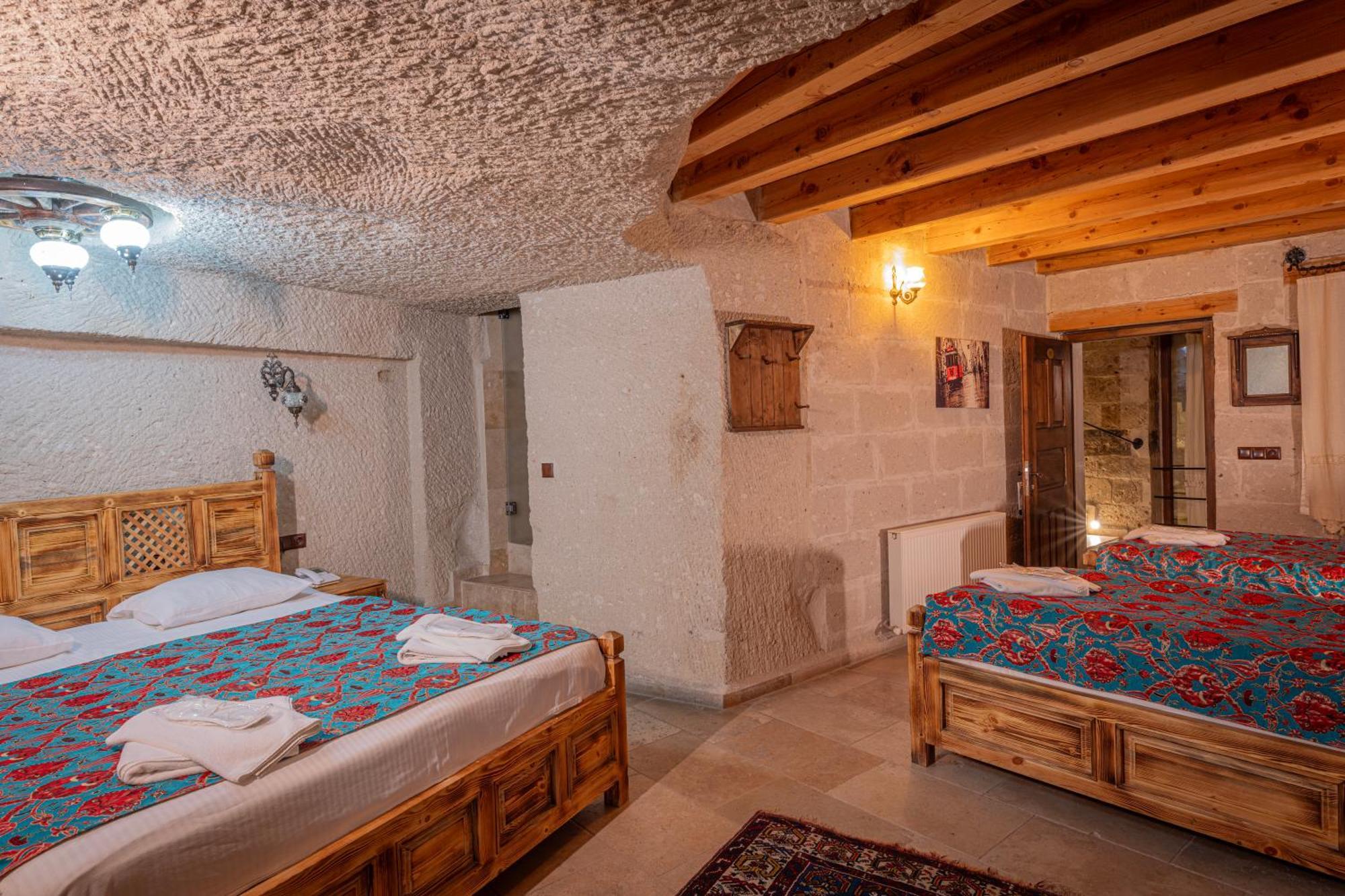 Zeus Cave Suites Göreme Esterno foto