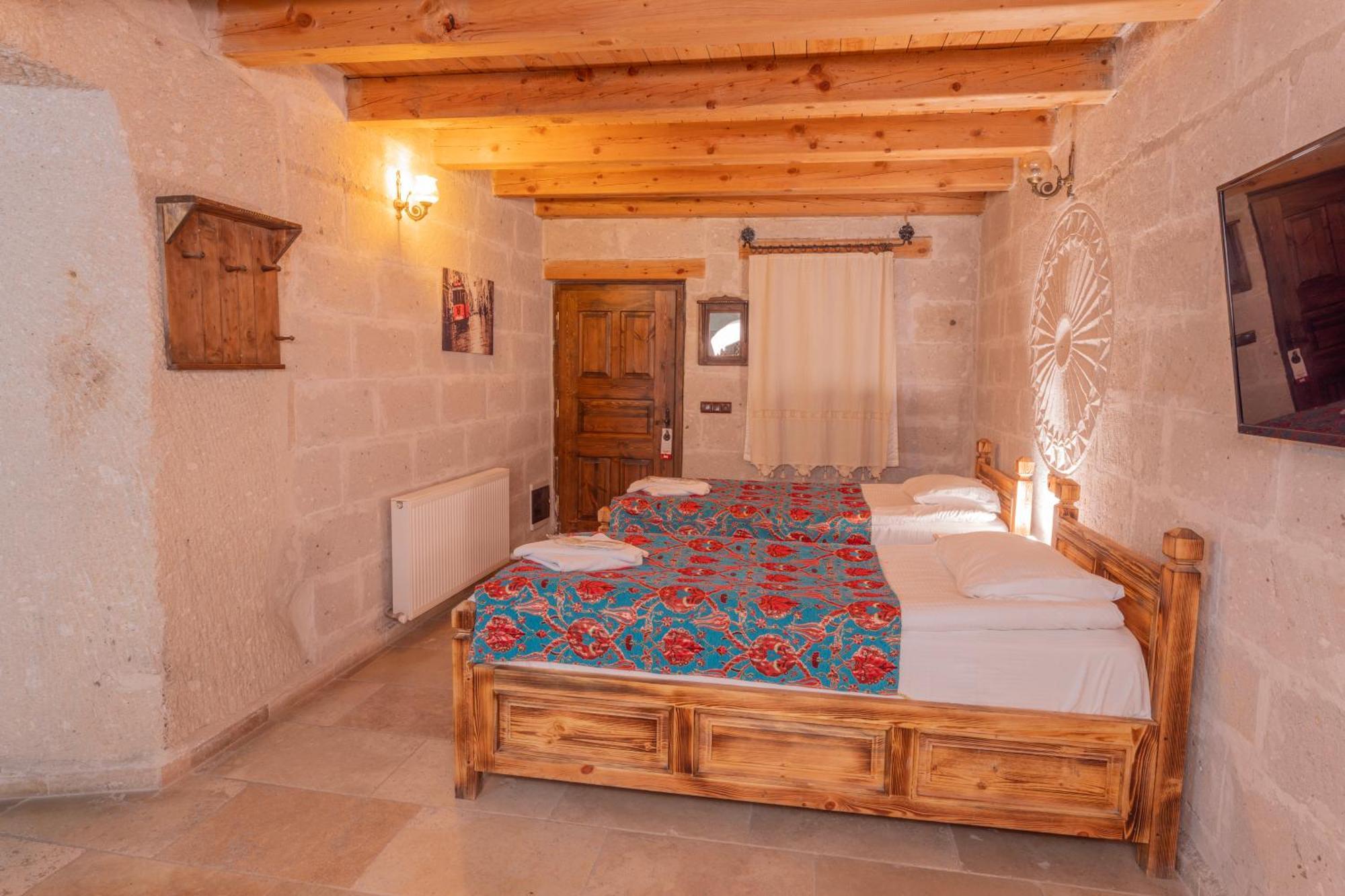 Zeus Cave Suites Göreme Esterno foto