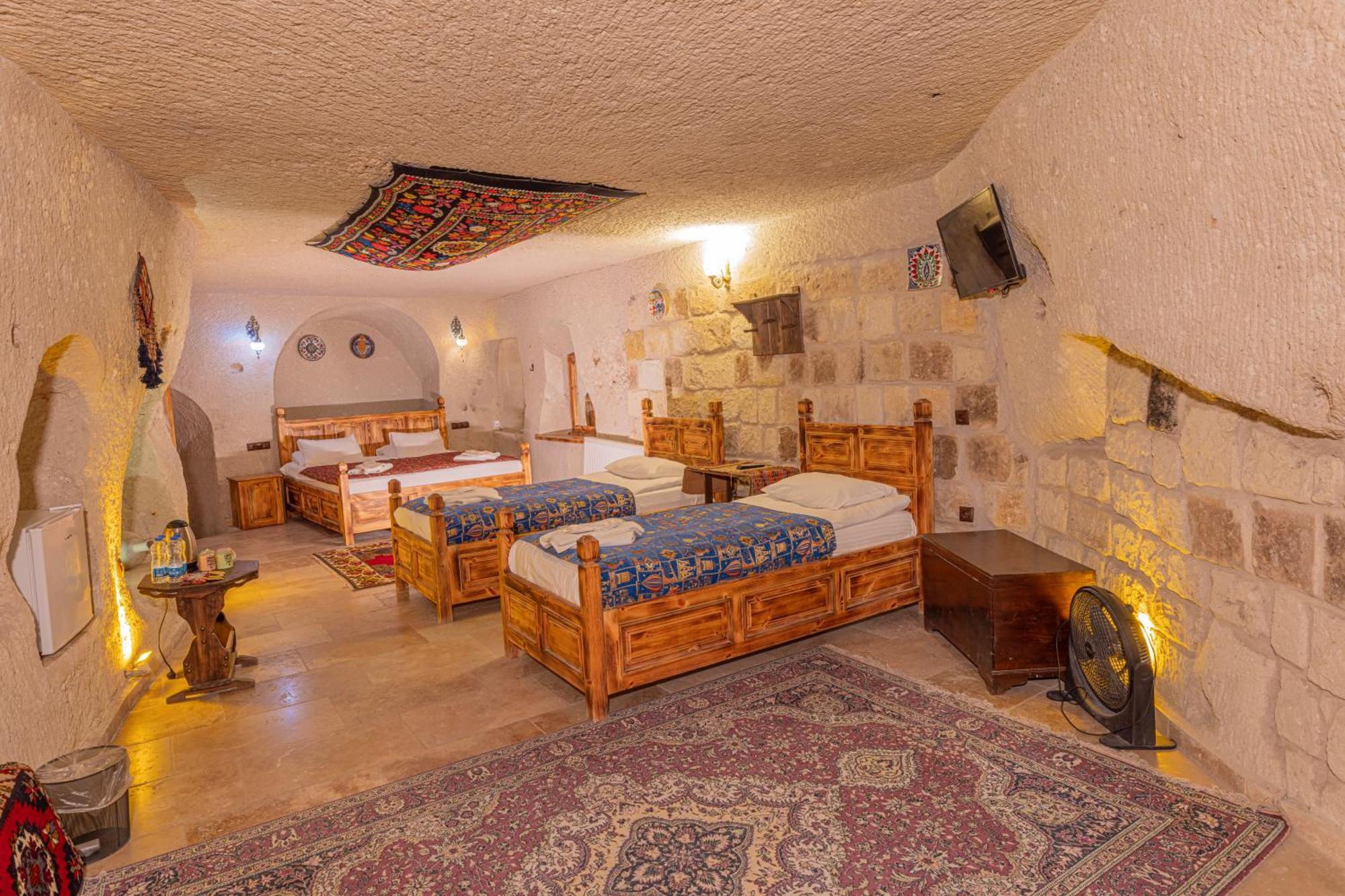 Zeus Cave Suites Göreme Esterno foto