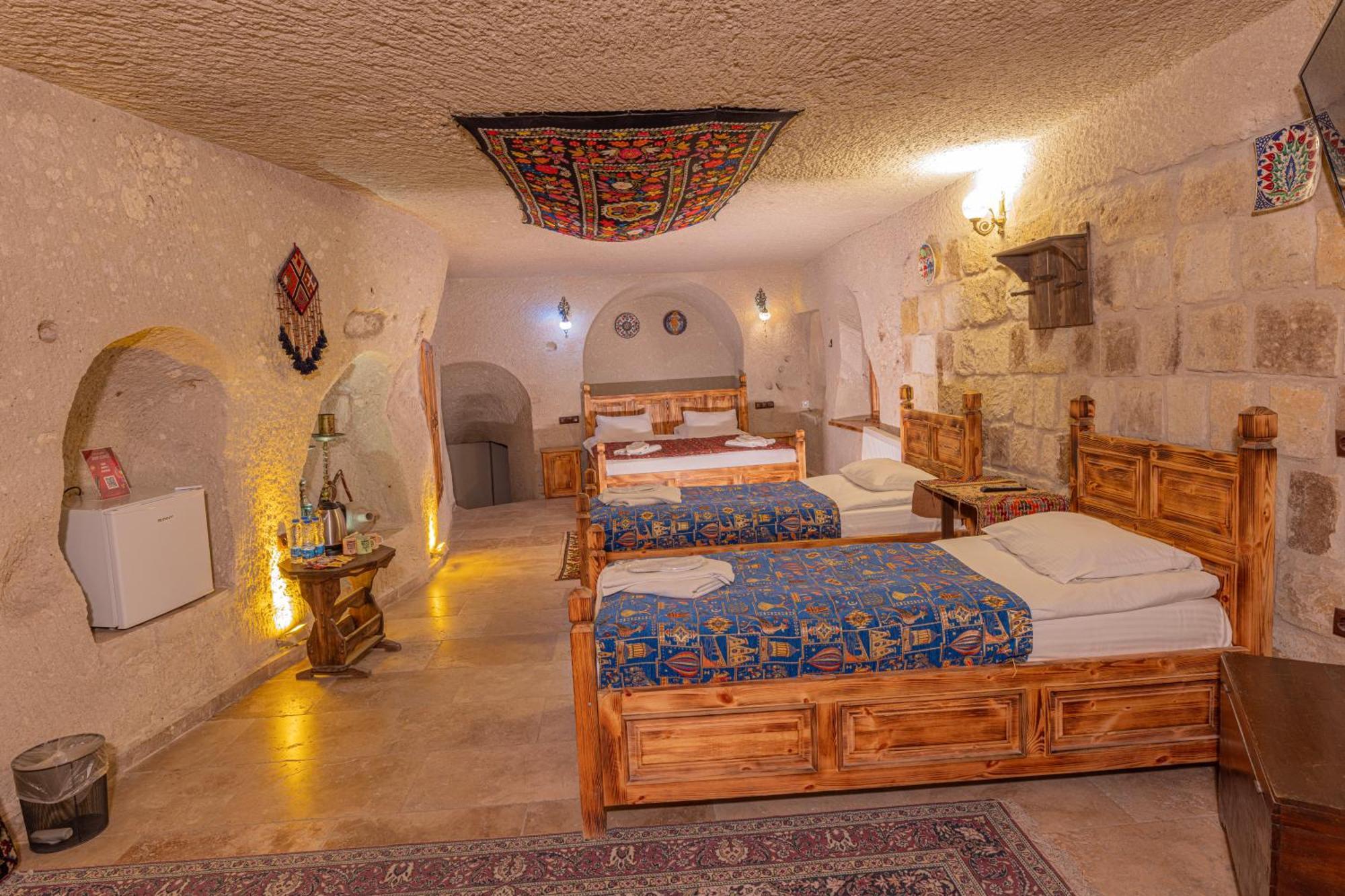 Zeus Cave Suites Göreme Esterno foto